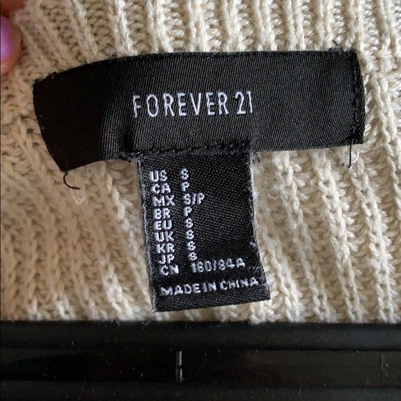 Forever 21 Sweater - Picture 3 of 3